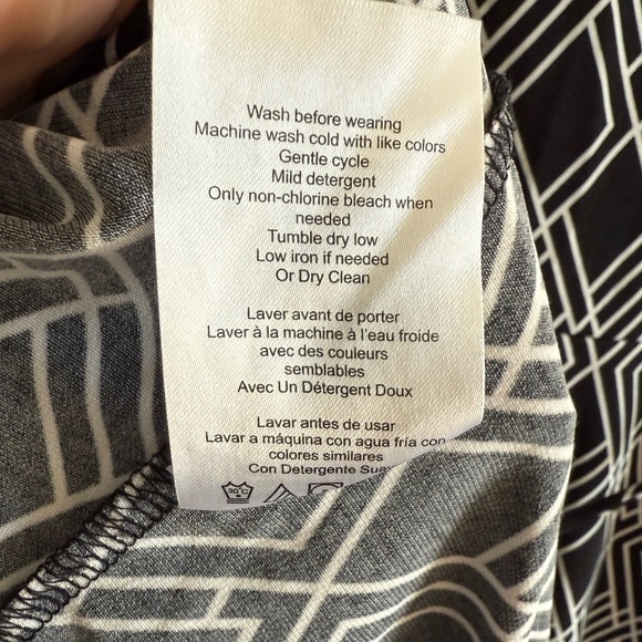 Motherhood black and white Blouse Large Breastfeeding friendly - Picture 4 of 7